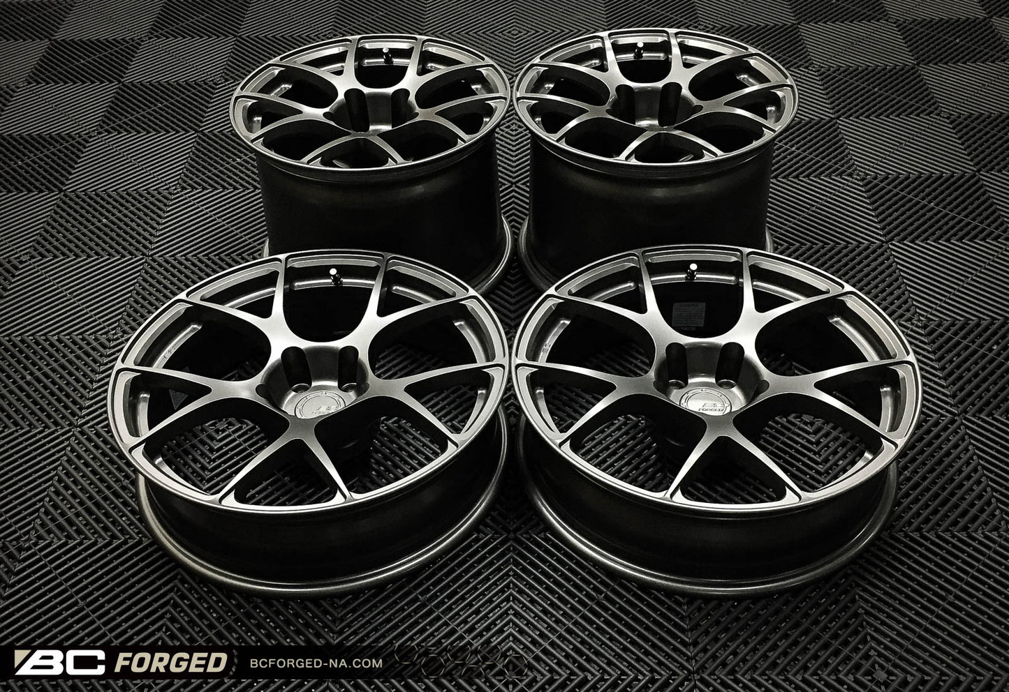 Dodge Challenger/Charger 18" 15" RS41