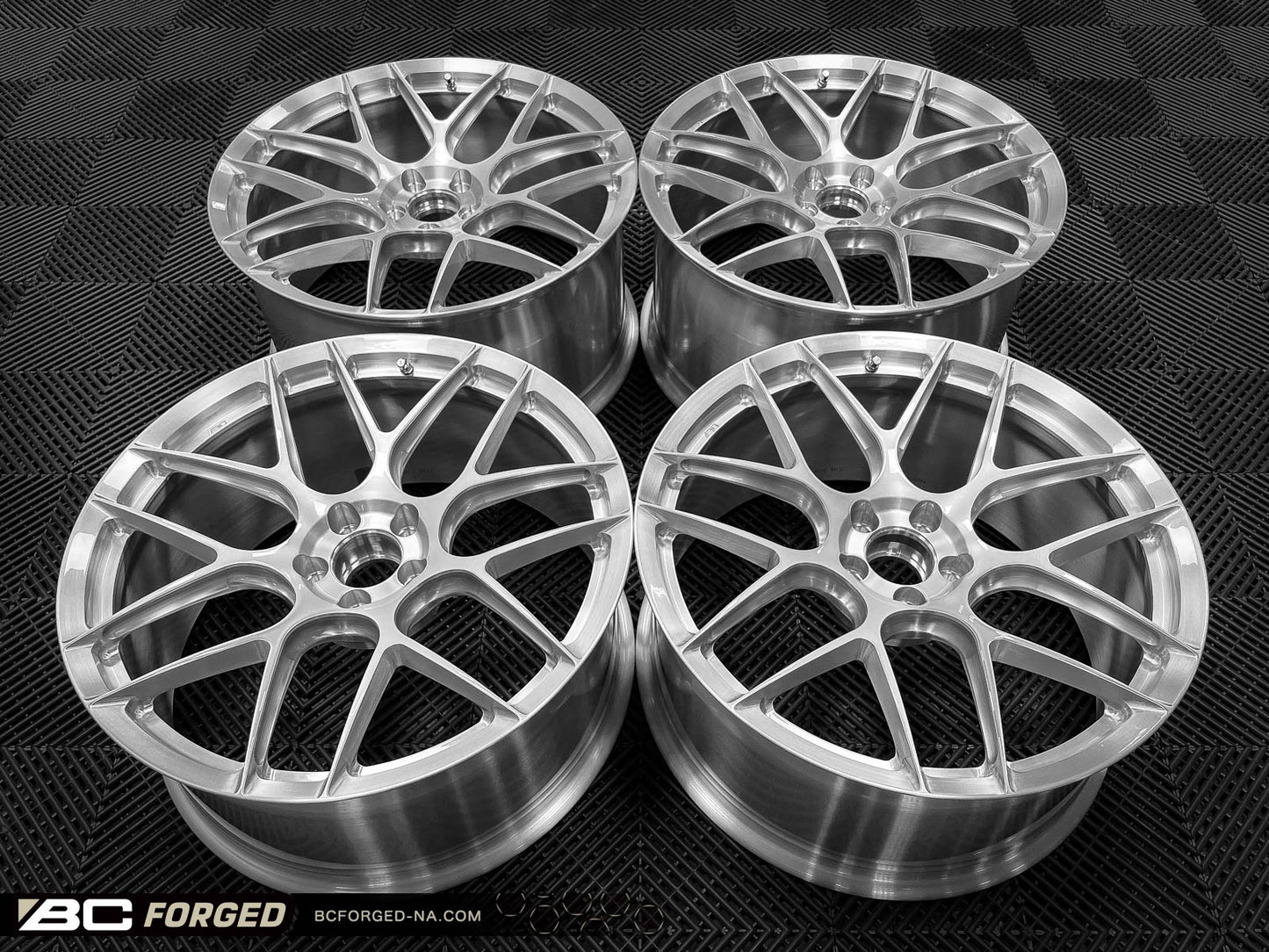Mercedes Benz E63 Wagon W213 21" KL12