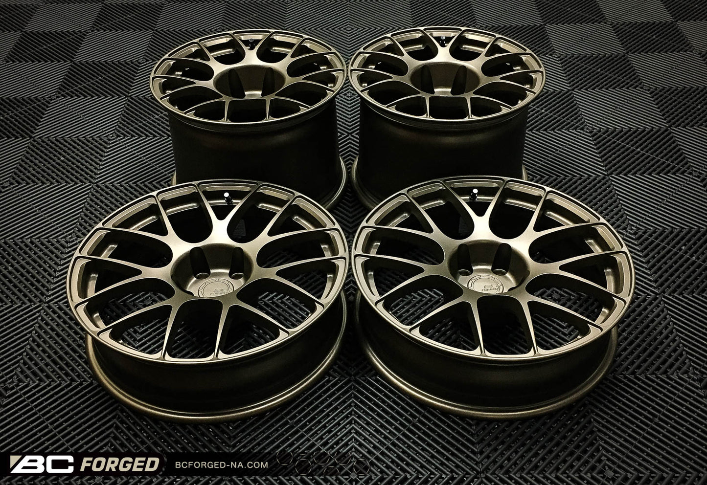 Dodge Challenger/Charger 18" 15" RS40