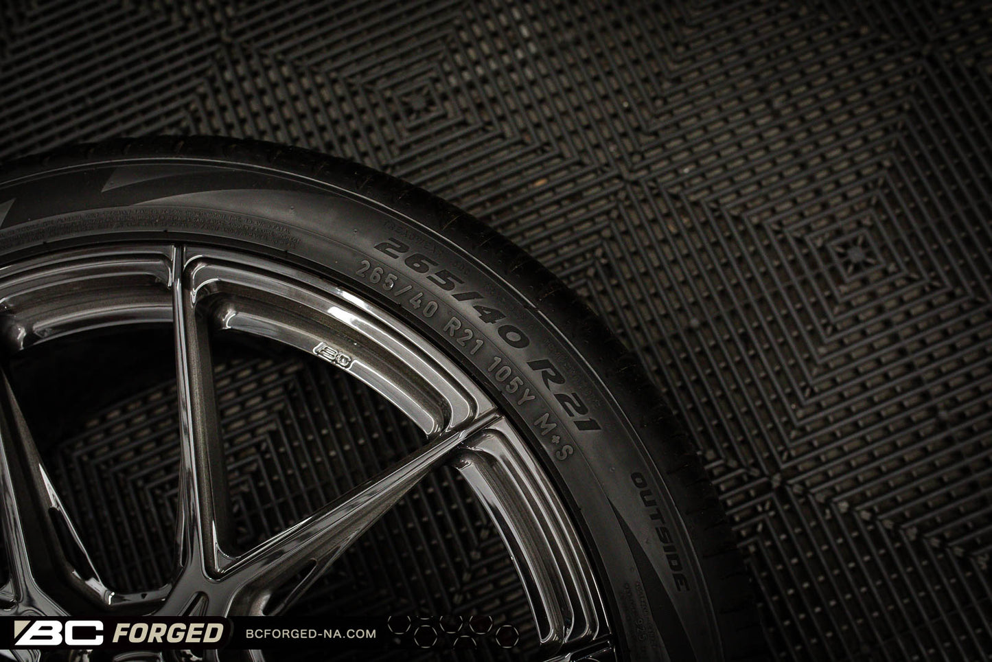 Mercedes GLC300 21" EH181