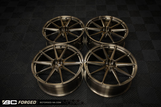 Audi S8 D5 22" EH173