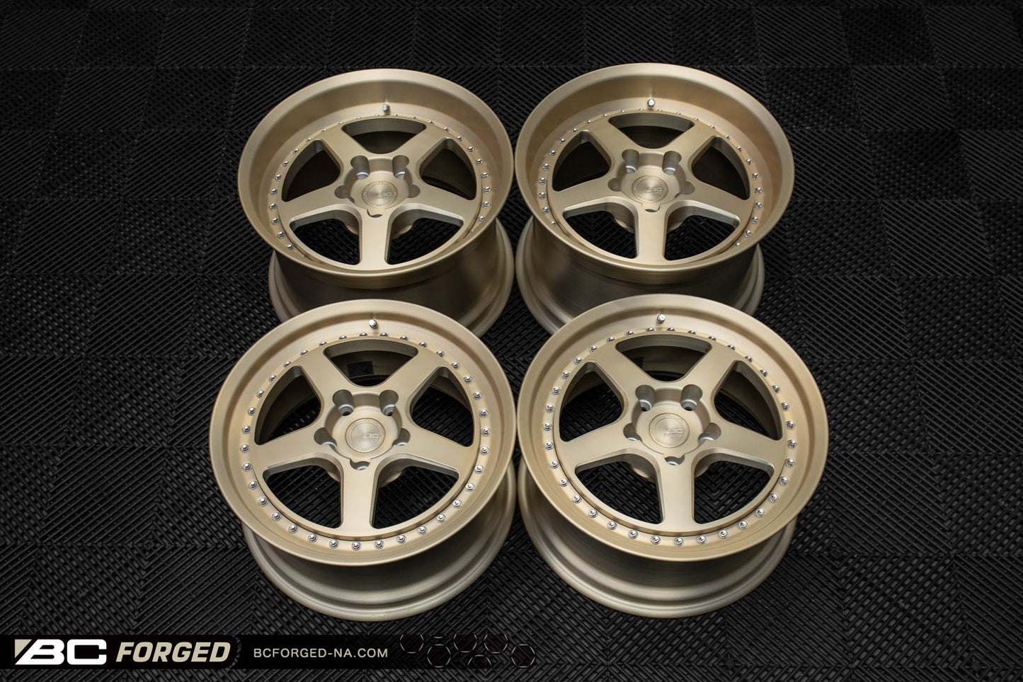 Porsche 993 911 Widebody 18" LE05