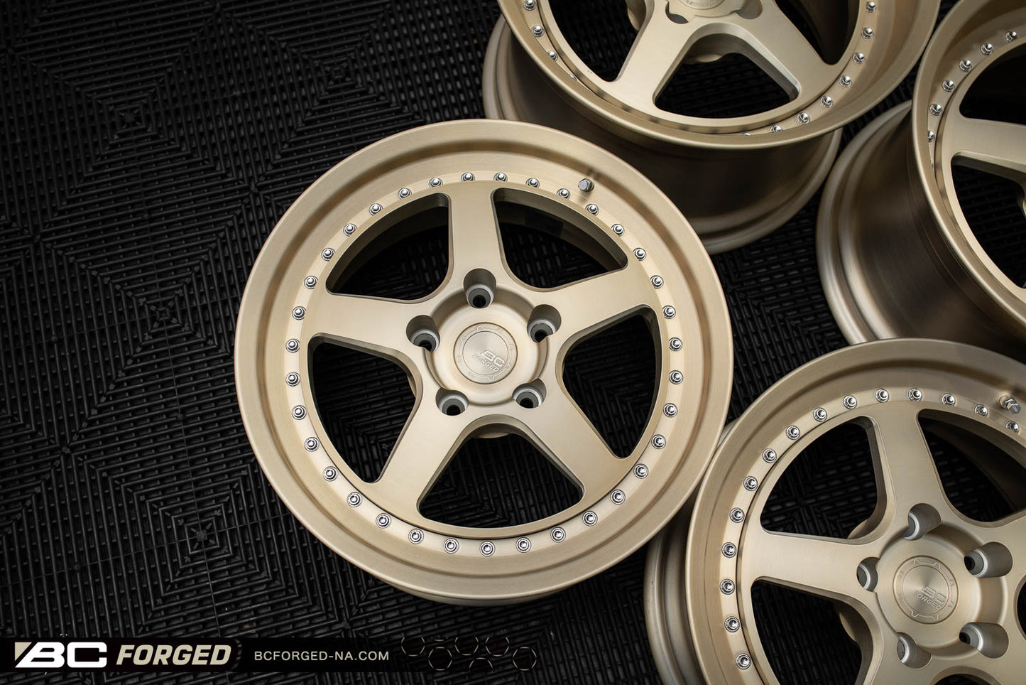 Porsche 993 911 Widebody 18" LE05