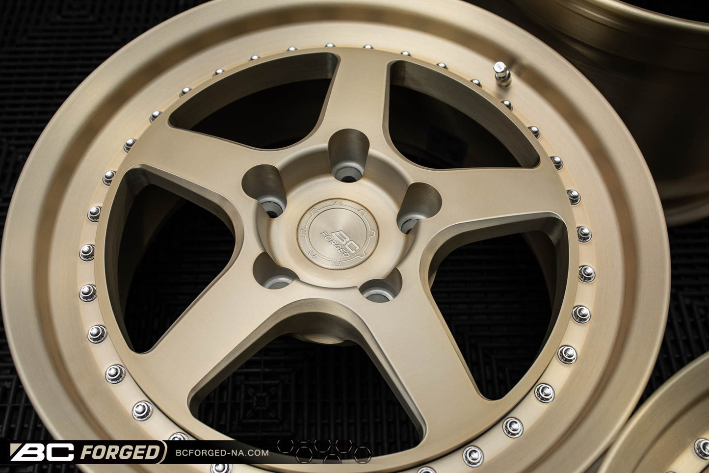 Porsche 993 911 Widebody 18" LE05