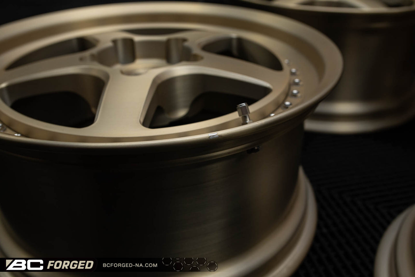 Porsche 993 911 Widebody 18" LE05