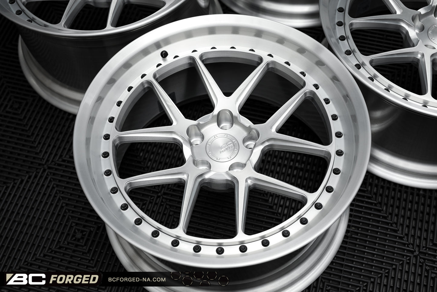 Dodge Challenger/Charger 20" LE52