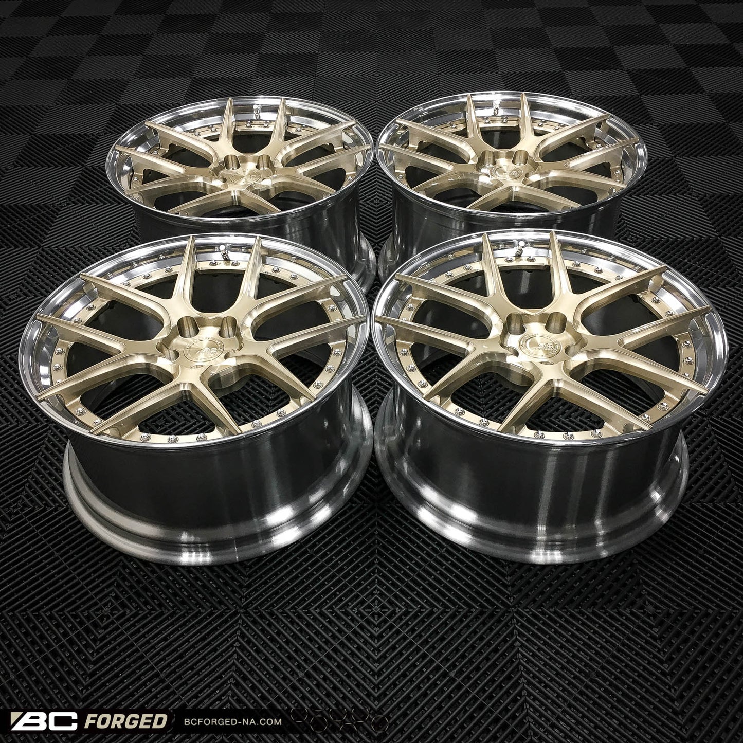 W205 Mercedes Benz C63 Sedan 20" HCS02