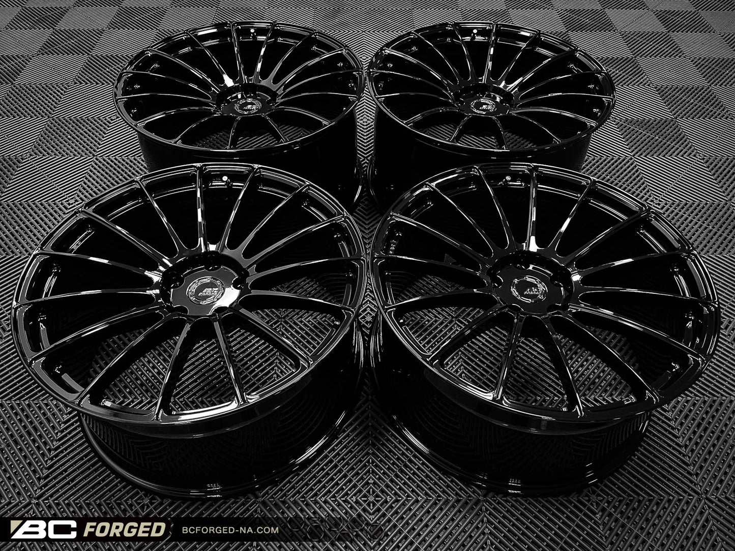 Porsche E3 Cayenne Turbo GT Coupe 22" RZ15