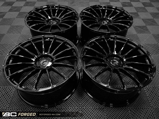 Porsche E3 Cayenne Turbo GT Coupe 22" RZ15