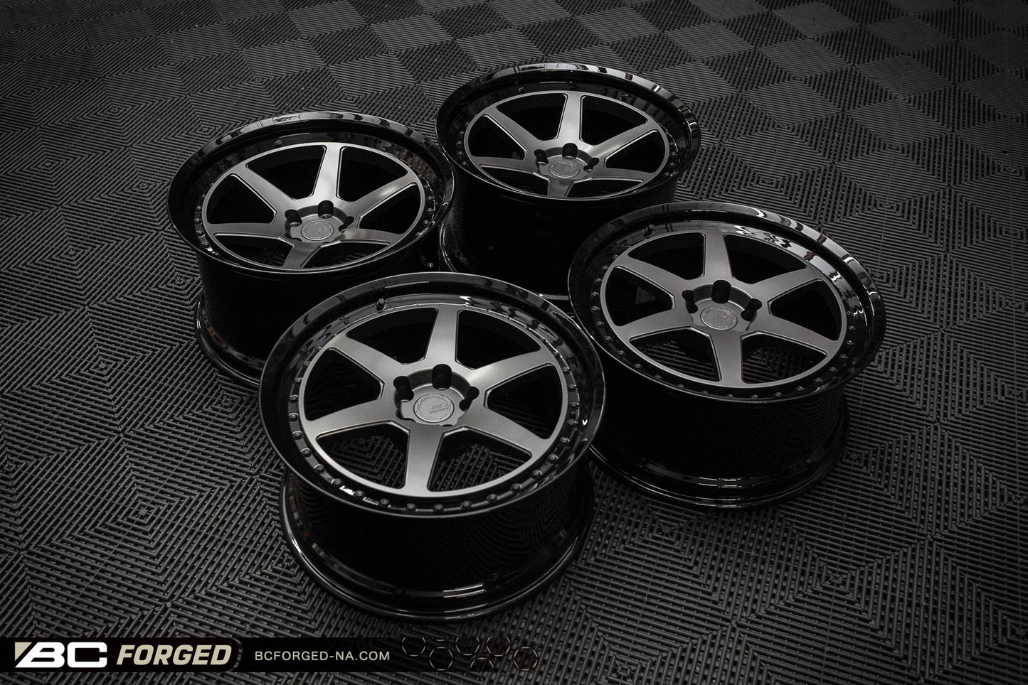 Nissan GT-R R35  20" LE61