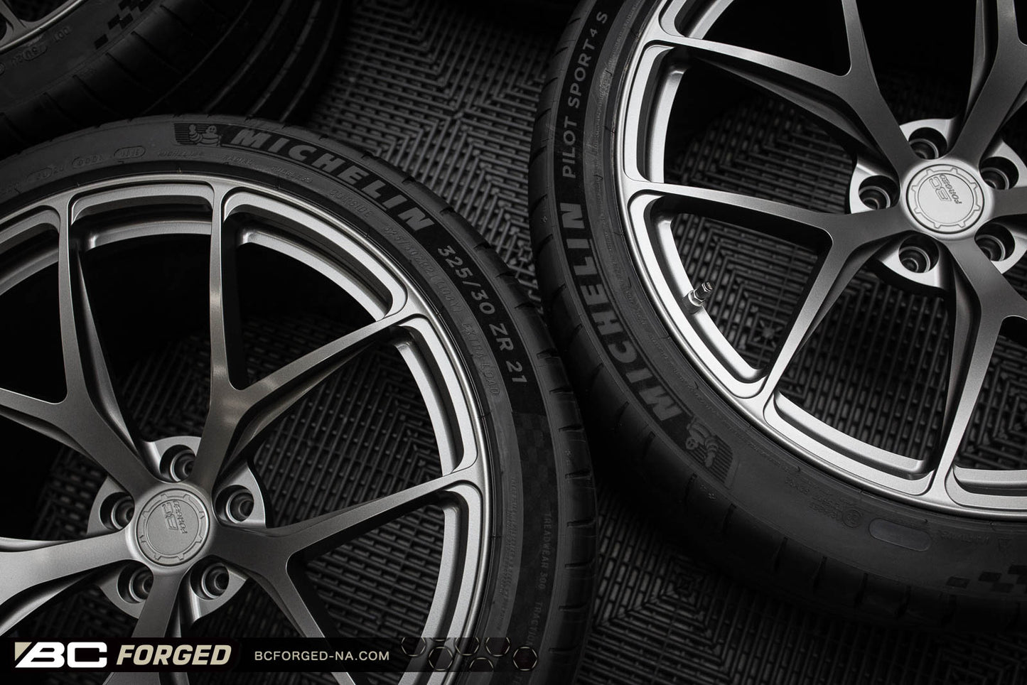 Audi RS6 C8 21" RZ21