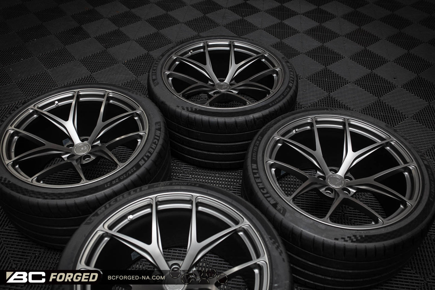 Audi RS6 C8 21" RZ21