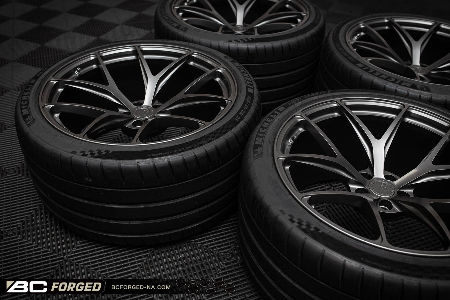 Audi RS6 C8 21" RZ21