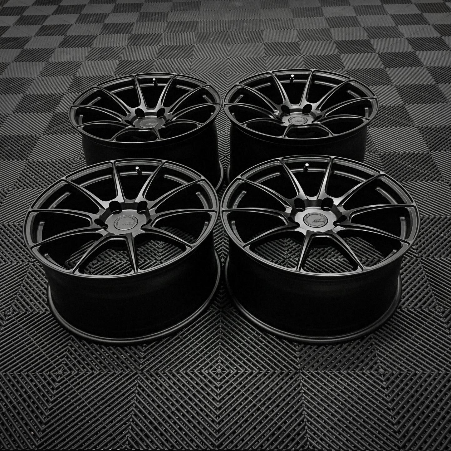 Porsche Cayman GT4 19" RZ10