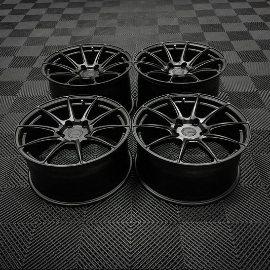 Porsche Cayman GT4 19" RZ10